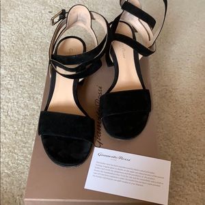 Gianvito Rossi Black Heels